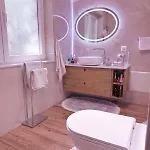 Swiss Qerret Apartman Golem