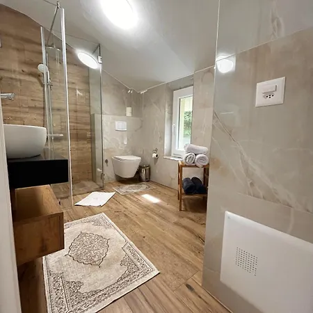 Apartment Swiss Qerret *