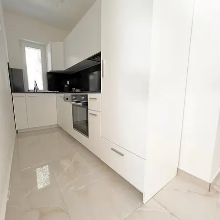 Apartment Swiss Qerret *