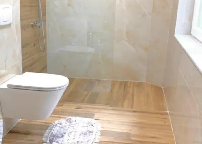 Swiss Qerret Appartement *
